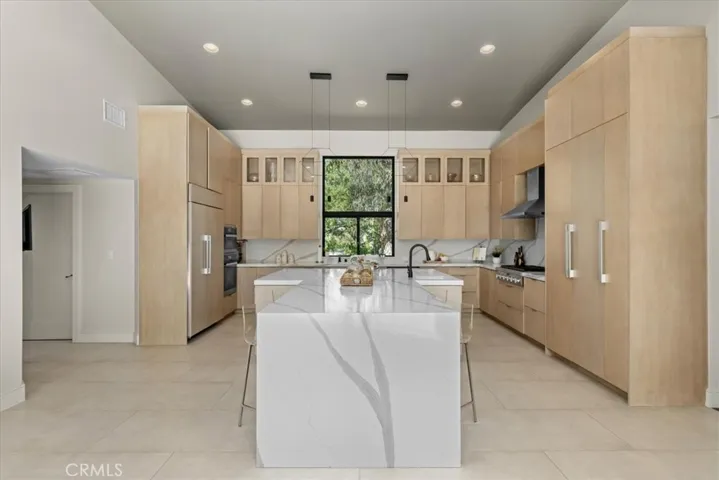 10 Wildhorse Lane, Rolling Hills Estates, California 90274