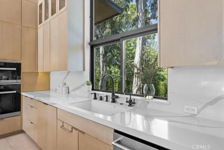 10 Wildhorse Lane, Rolling Hills Estates, California 90274