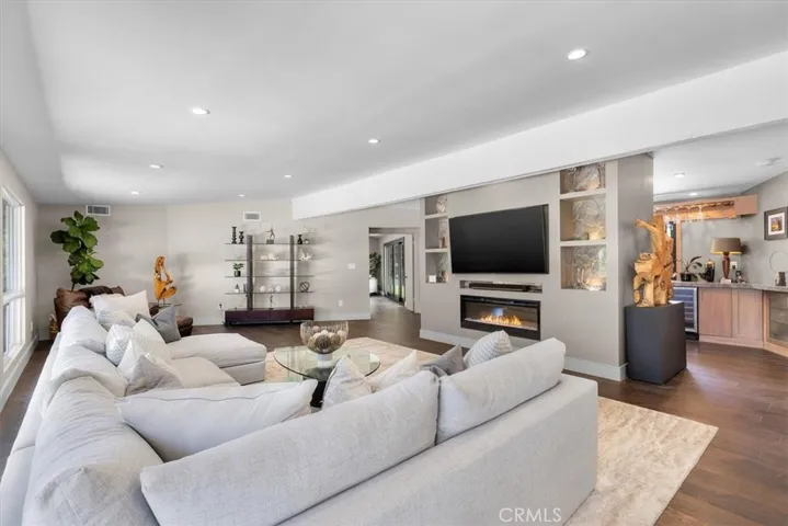 10 Wildhorse Lane, Rolling Hills Estates, California 90274