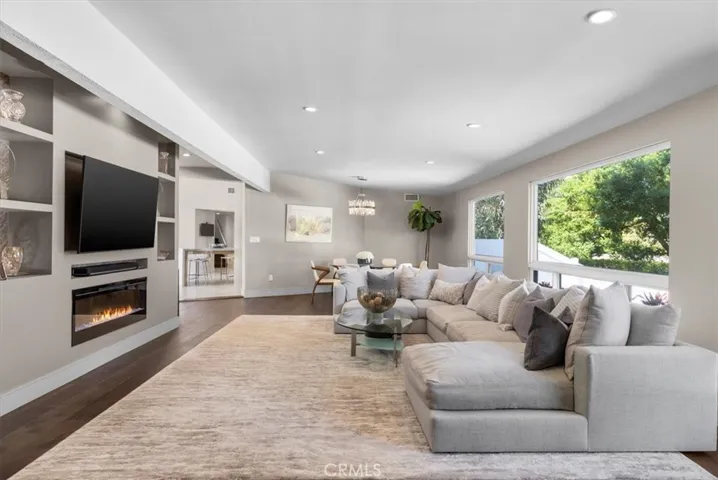 10 Wildhorse Lane, Rolling Hills Estates, California 90274