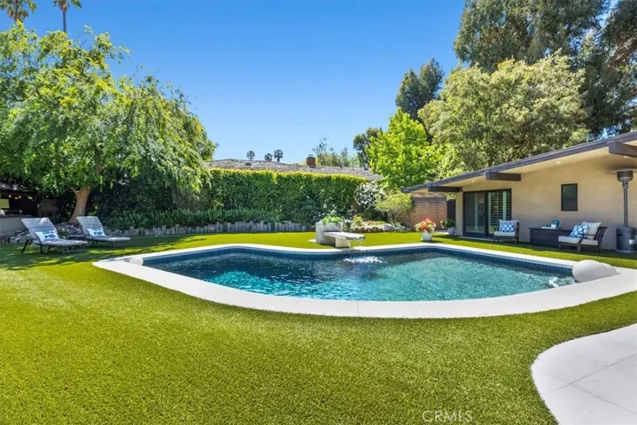 10 Wildhorse Lane, Rolling Hills Estates, California 90274