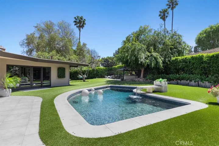10 Wildhorse Lane, Rolling Hills Estates, California 90274