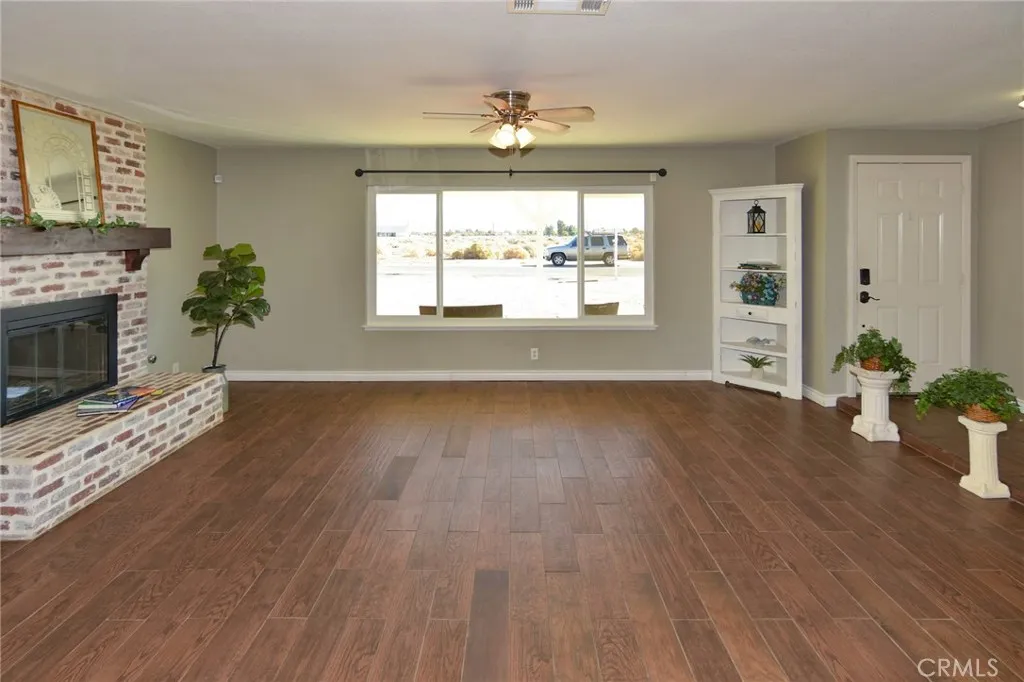 21718 Allegheny Road, Apple Valley, California 92307 home-pic-9
