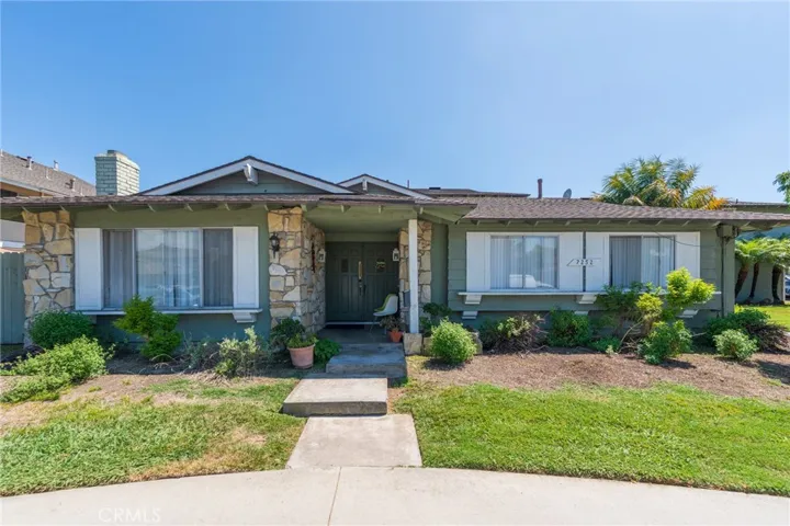 7252 Elk, Huntington Beach, California 92647