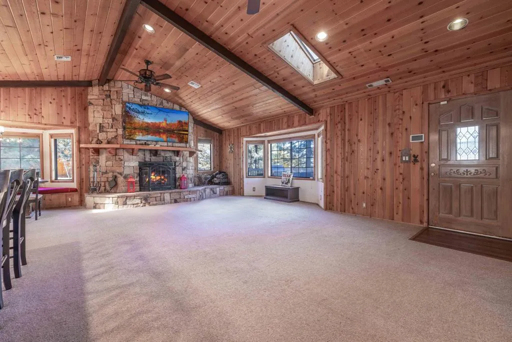 1411 Klamath Road, Big Bear, California 92314 home-pic-16