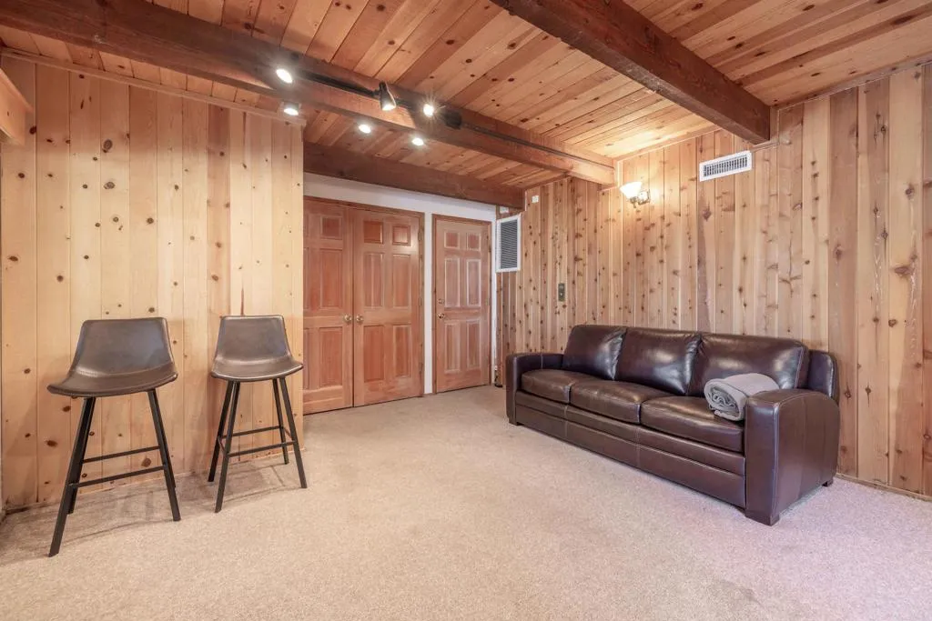 1411 Klamath Road, Big Bear, California 92314 home-pic-30