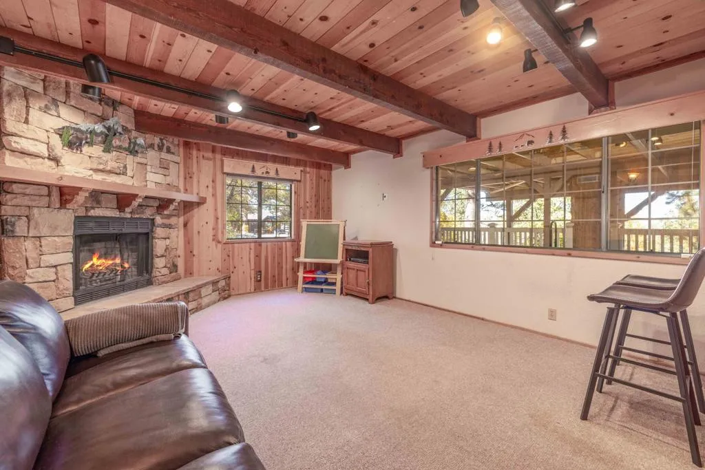 1411 Klamath Road, Big Bear, California 92314 home-pic-29