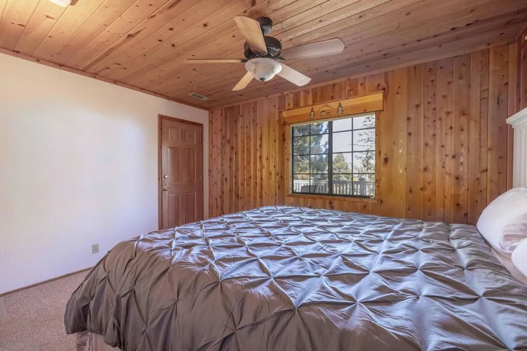 1411 Klamath Road, Big Bear, California 92314 home-pic-33