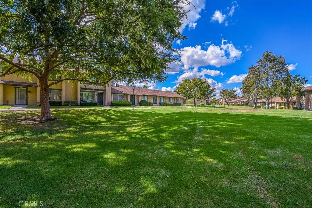 5033 Brooklawn, Riverside, California 92504 home-pic-3