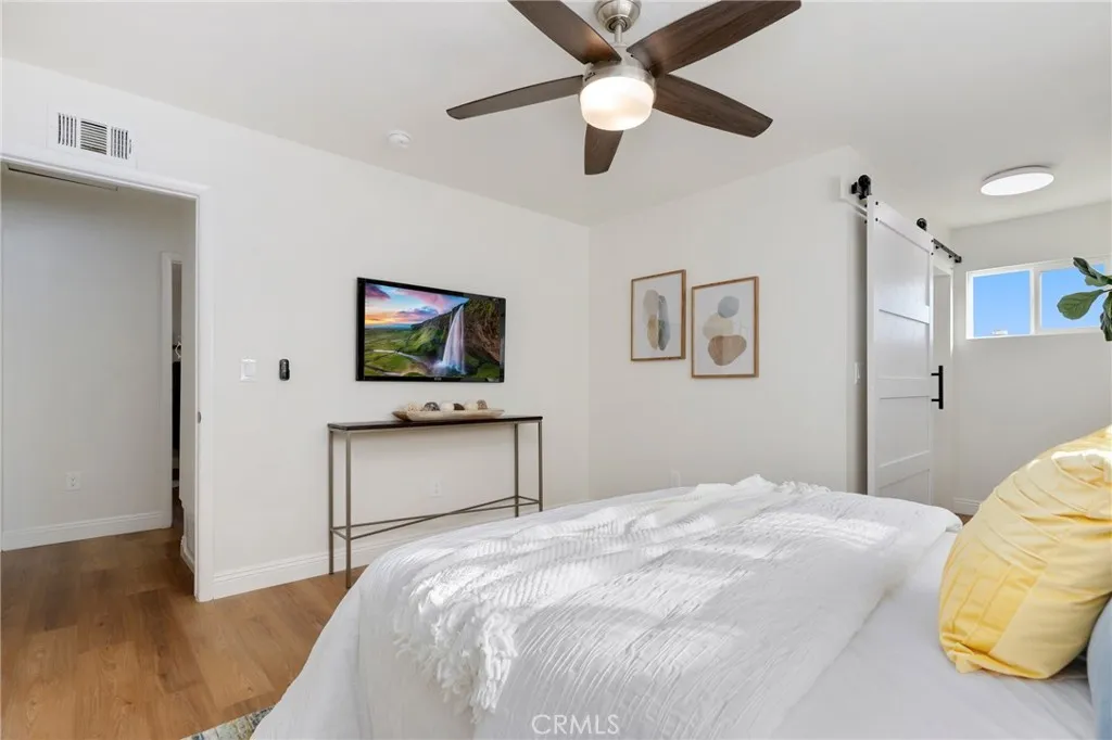 1313 N Crestlane Place, Anaheim, California 92805 home-pic-23