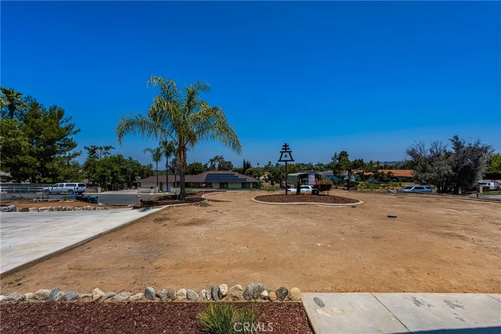 16481 Valle Vista Way, Riverside, California 92506 home-pic-70