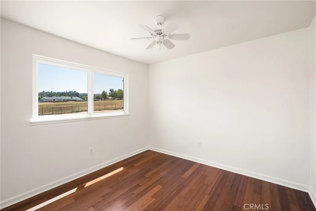 16481 Valle Vista Way, Riverside, California 92506 home-pic-38