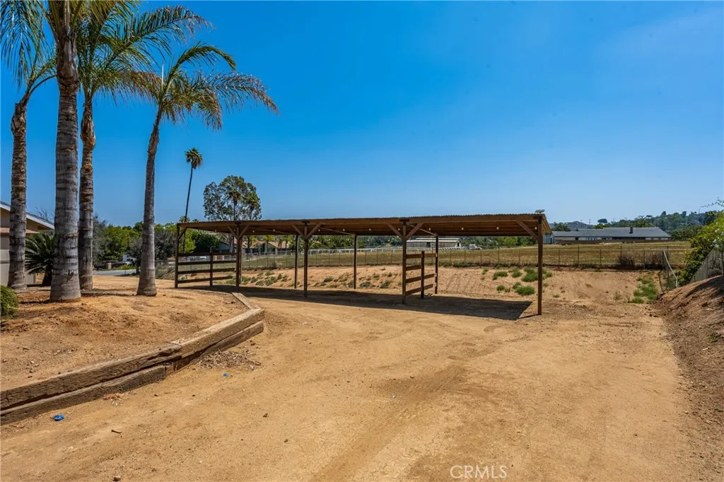 16481 Valle Vista Way, Riverside, California 92506 home-pic-53