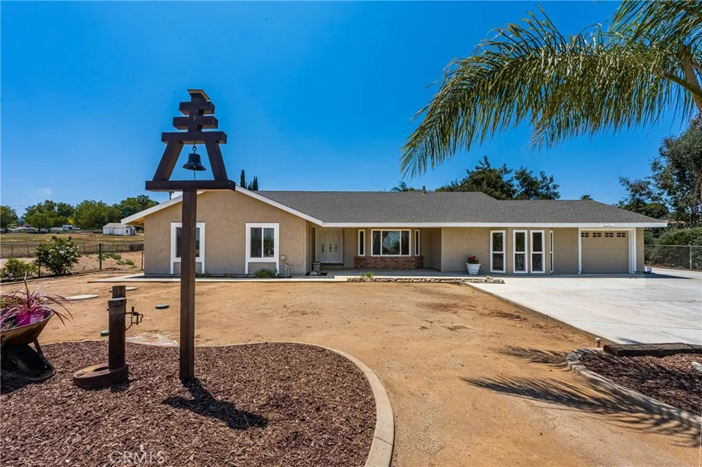 16481 Valle Vista Way, Riverside, California 92506 home-pic-71