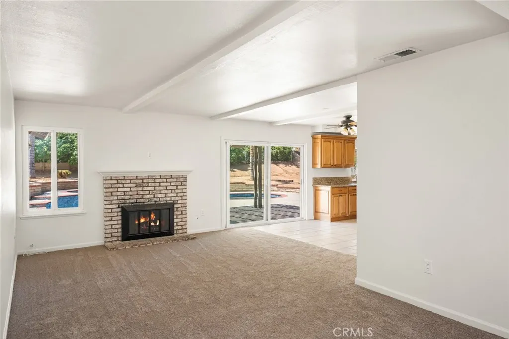 16481 Valle Vista Way, Riverside, California 92506 home-pic-8