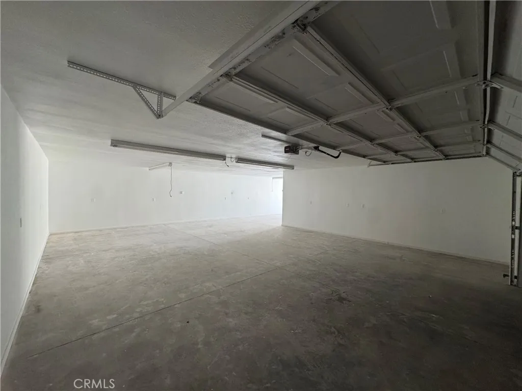 42750 Orchid, Hinkley, California 92347 home-pic-27