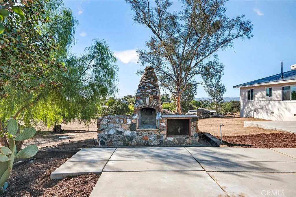 23560 Gunther Road, Menifee, California 92585 home-pic-34