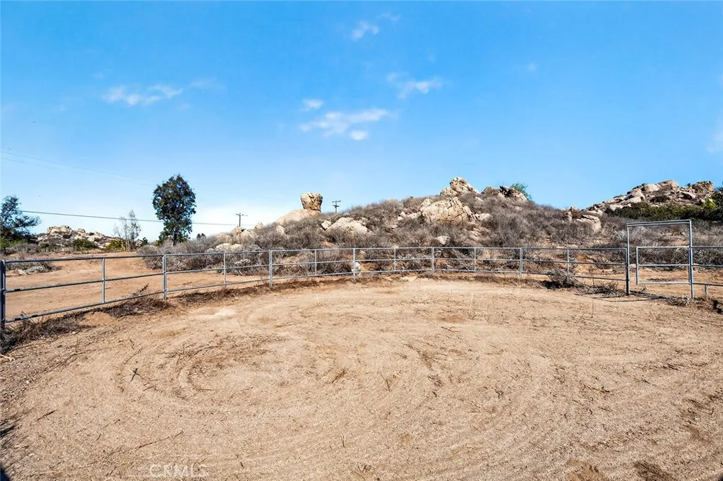 23560 Gunther Road, Menifee, California 92585 home-pic-50