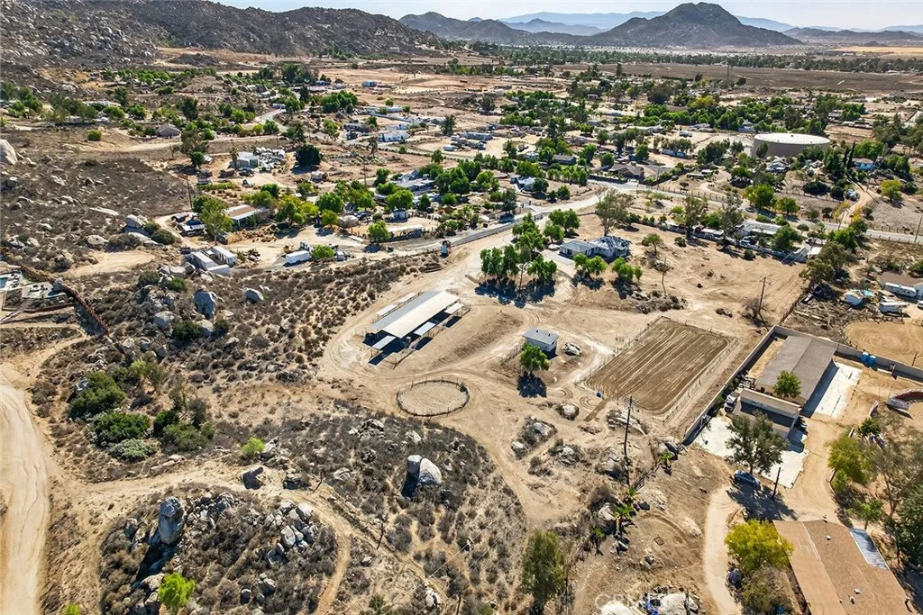 23560 Gunther Road, Menifee, California 92585 home-pic-71