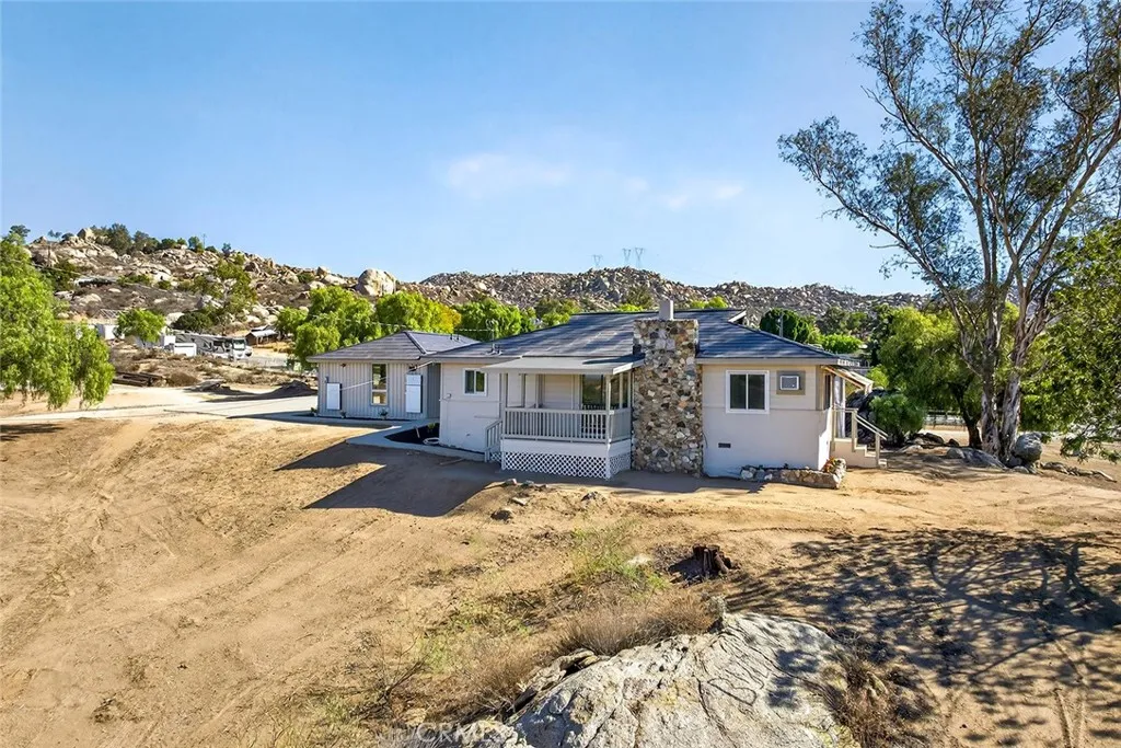 23560 Gunther Road, Menifee, California 92585 home-pic-58