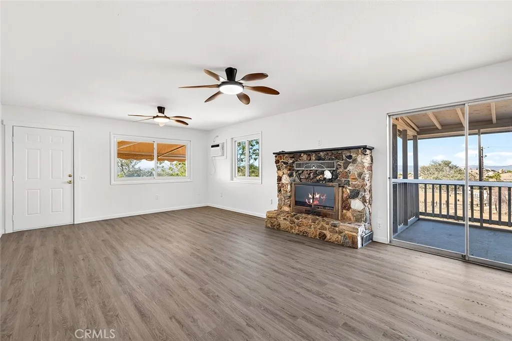 23560 Gunther Road, Menifee, California 92585 home-pic-13