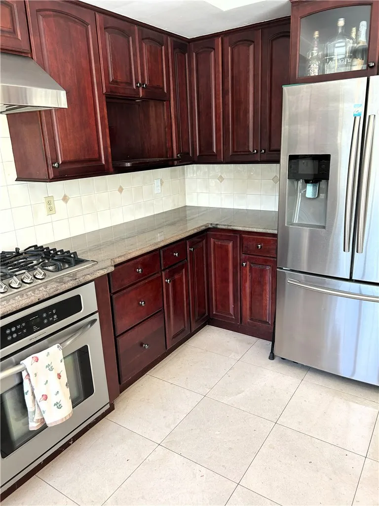 12512 Sandycreek Lane, Cerritos, California 90703 home-pic-3