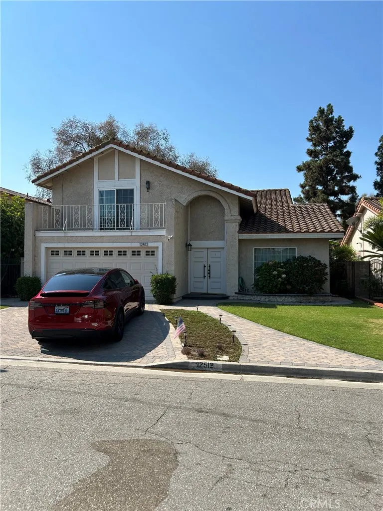 12512 Sandycreek Lane, Cerritos, California 90703 home-pic-0