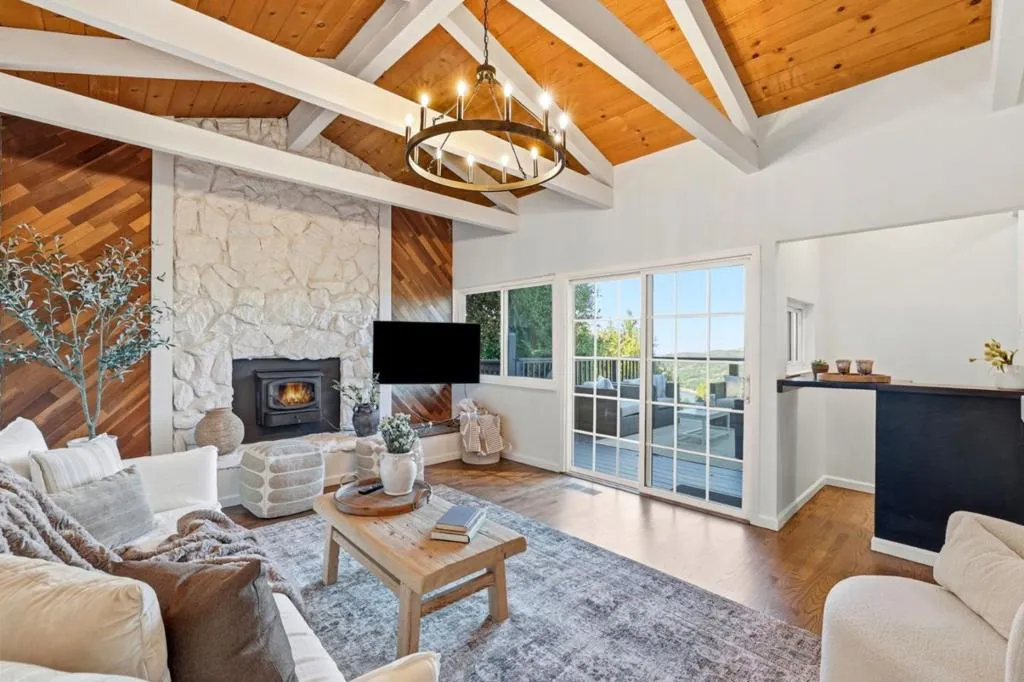 20715 Brush Road, Los Gatos, California 95033 home-pic-9