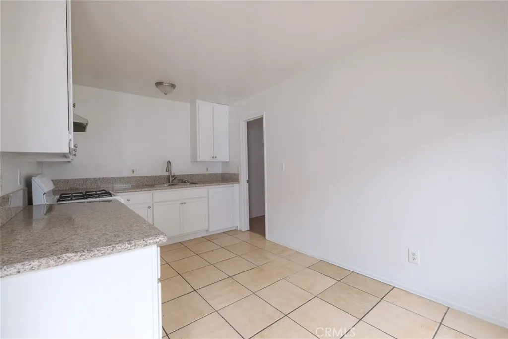 3771 Harvill Lane, Riverside, California 92503 home-pic-24