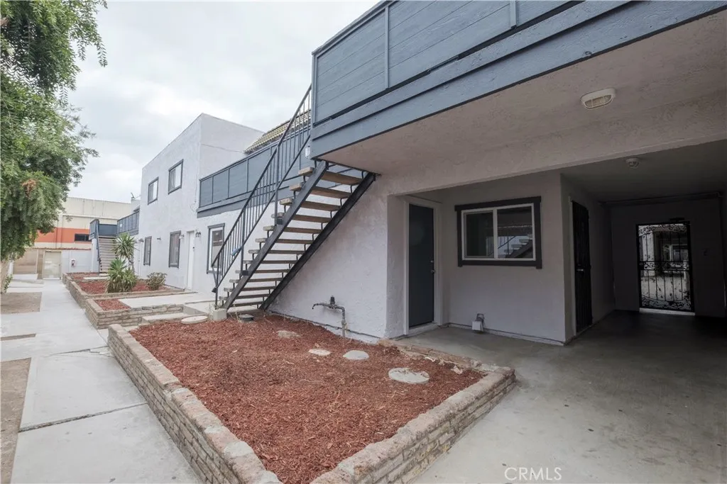 3771 Harvill Lane, Riverside, California 92503 home-pic-7