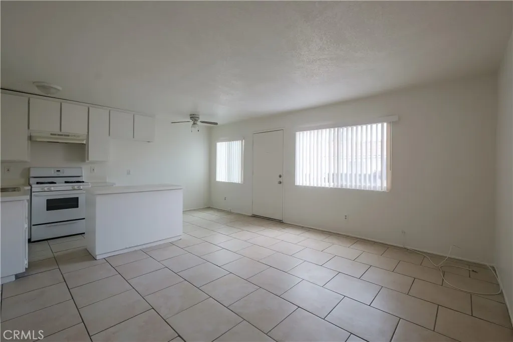 3771 Harvill Lane, Riverside, California 92503 home-pic-19