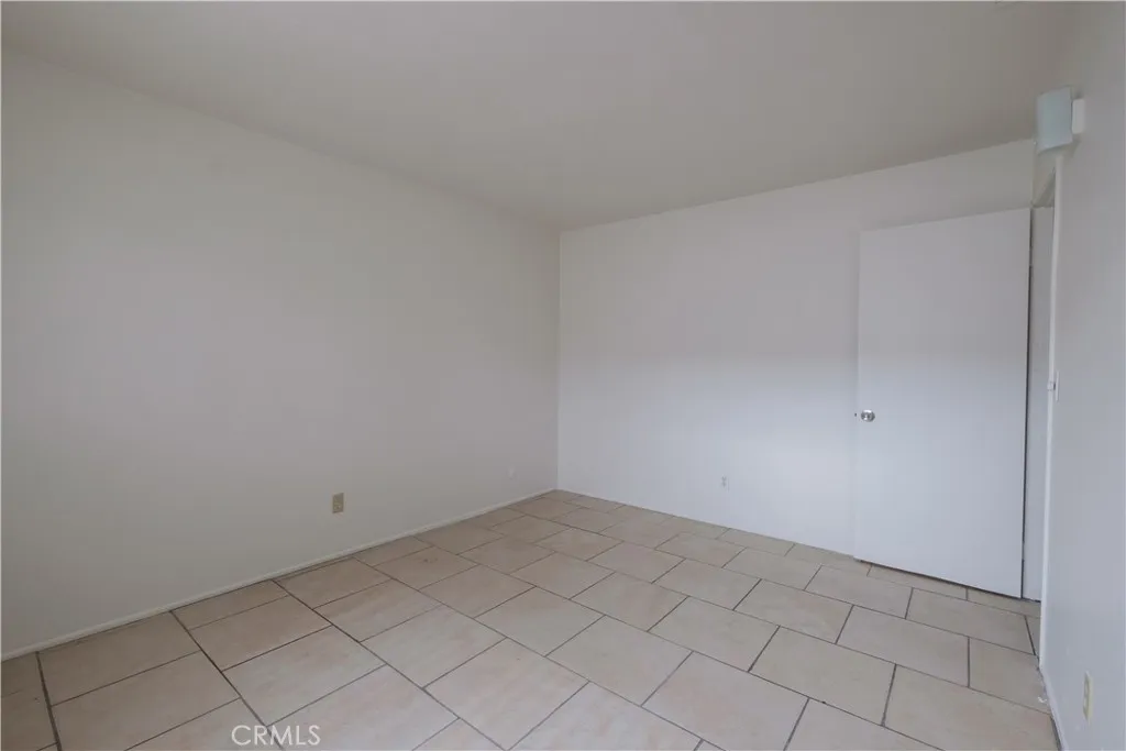 3771 Harvill Lane, Riverside, California 92503 home-pic-13