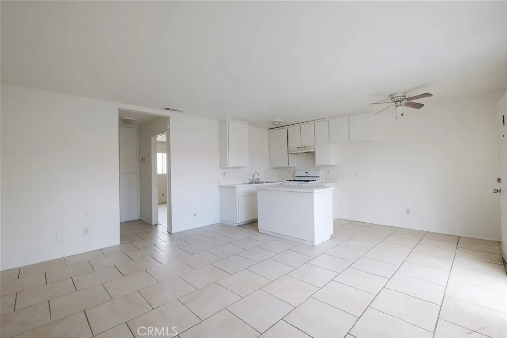 3771 Harvill Lane, Riverside, California 92503 home-pic-18