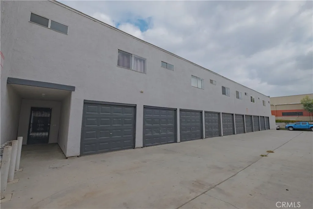 3771 Harvill Lane, Riverside, California 92503 home-pic-36