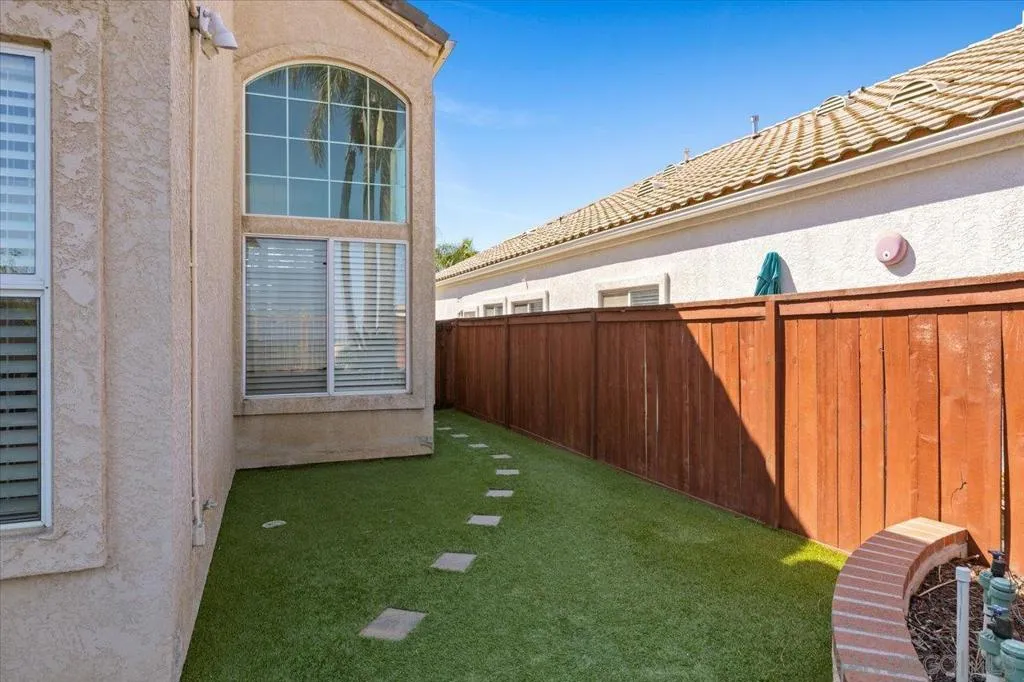2292 Rock Crest Gln, Escondido, California 92026 home-pic-34