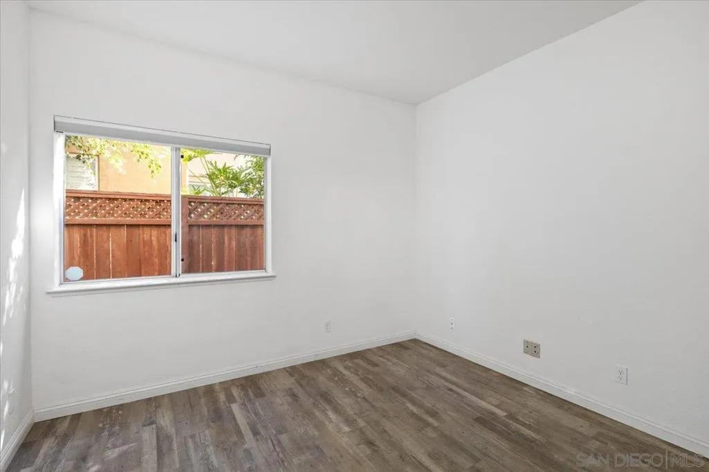 2292 Rock Crest Gln, Escondido, California 92026 home-pic-24