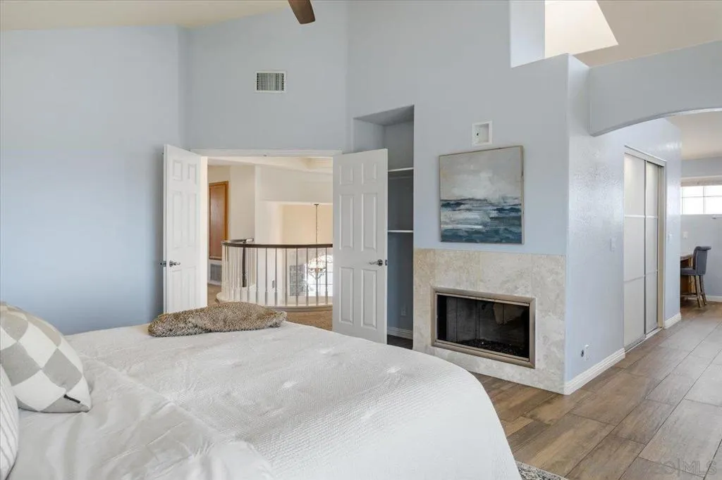 2292 Rock Crest Gln, Escondido, California 92026 home-pic-19