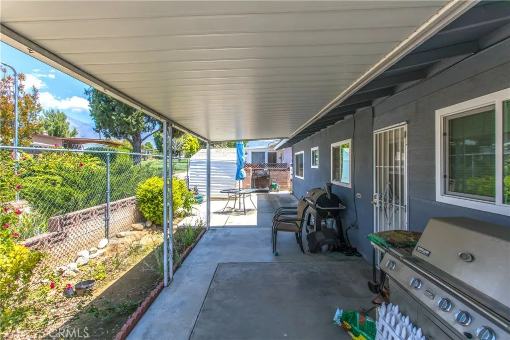 34350 Cedar Avenue, Yucaipa, California 92399 home-pic-13