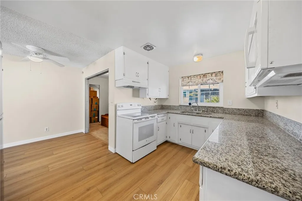 34350 Cedar Avenue, Yucaipa, California 92399 home-pic-5