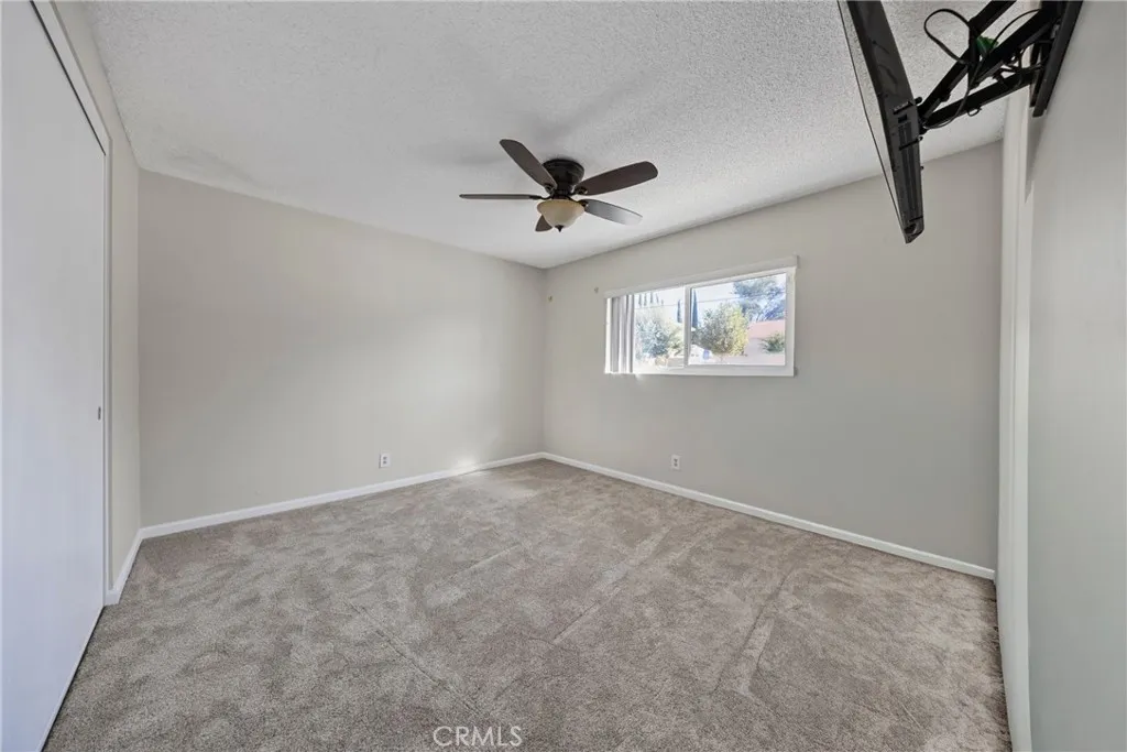 34350 Cedar Avenue, Yucaipa, California 92399 home-pic-8