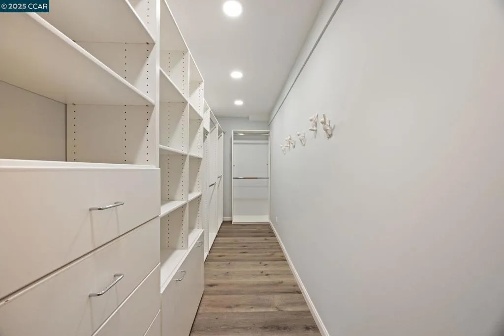 1834 Ivanhoe Ave, Lafayette, California 94549 home-pic-13