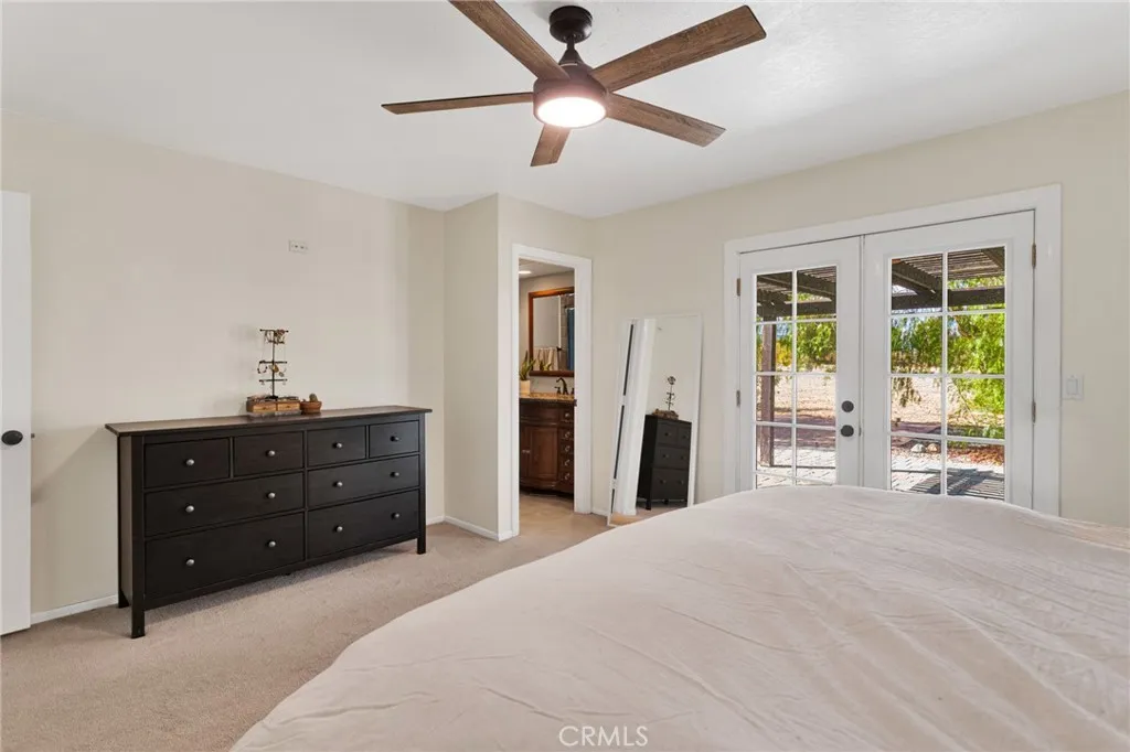 12288 Desert Ranch, Phelan, California 92371 home-pic-9