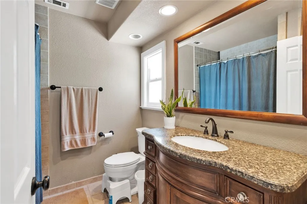 12288 Desert Ranch, Phelan, California 92371 home-pic-10