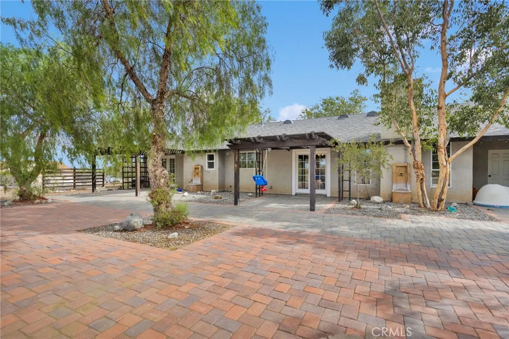 12288 Desert Ranch, Phelan, California 92371 home-pic-13