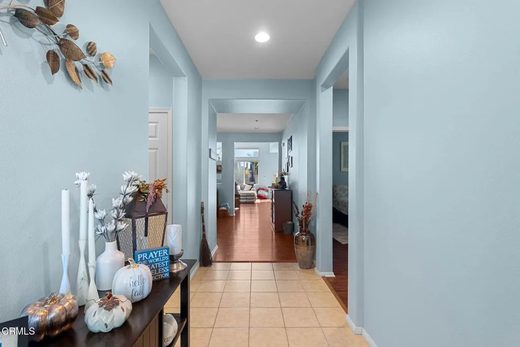 3514 Dunkirk Drive, Oxnard, California 93035 home-pic-7