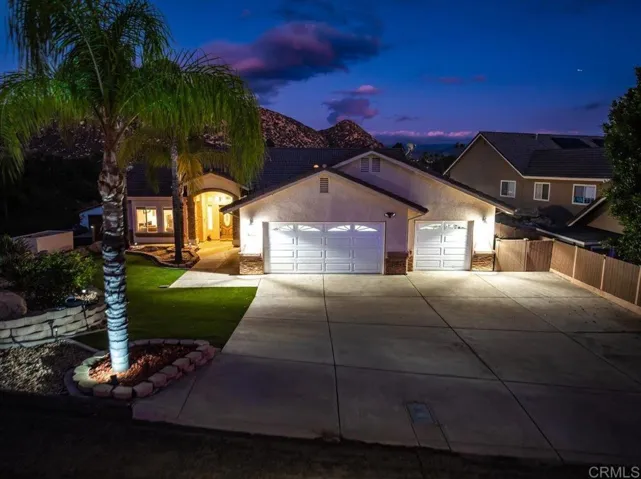 16245 Wikiup Road, Ramona, California 92065