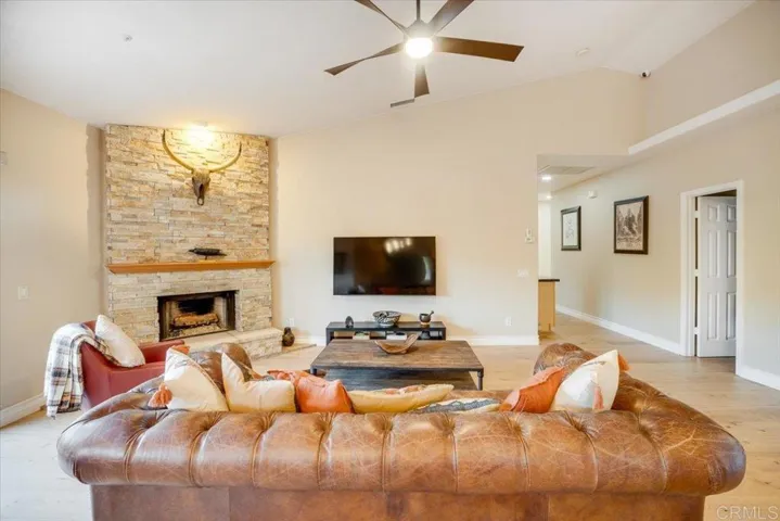 16245 Wikiup Road, Ramona, California 92065