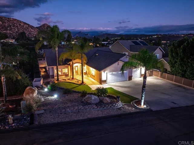 16245 Wikiup Road, Ramona, California 92065