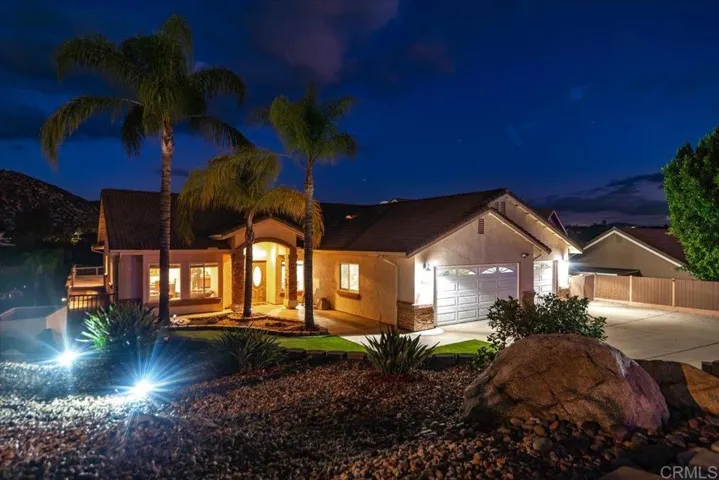 16245 Wikiup Road, Ramona, California 92065