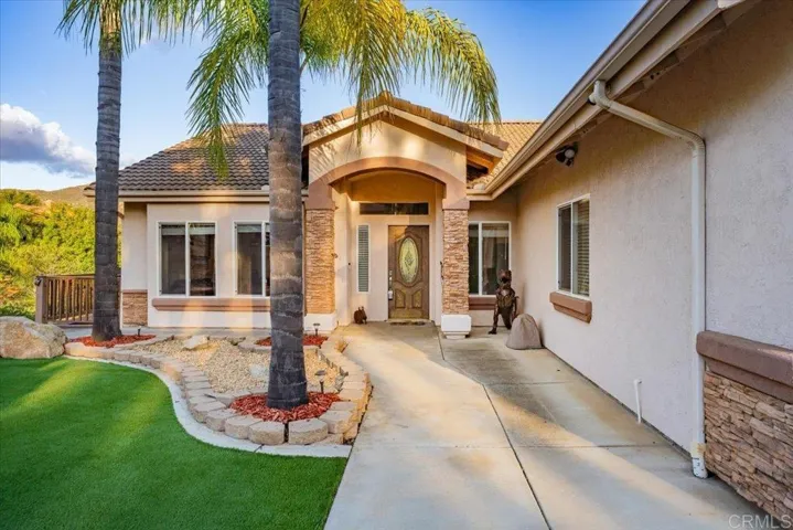 16245 Wikiup Road, Ramona, California 92065